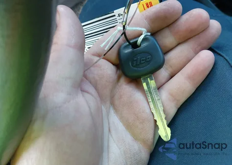 2002 Toyota Camry Le V6 из США, поврежденный, VIN 4T1BF32K72U514989